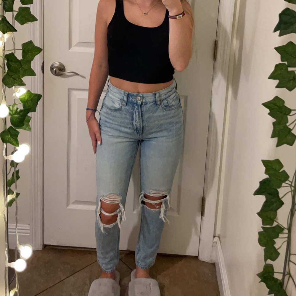 American Eagle high rise mom jeans
